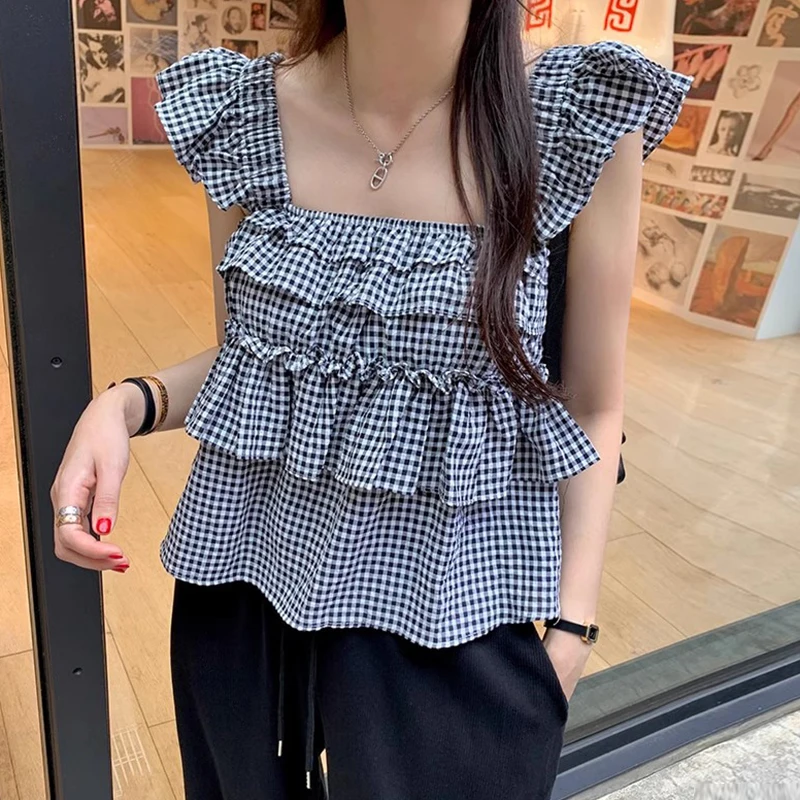 Sweet Loose Plaid irt Women's Summer New Sle Vintage Splicing Lace Hem Korean Version Long Sve Square Collar Top
Sweet Loose Plaid irt Women's Summer New Sle Vintage Splicing Lace Hem Korean Version Long Sve Square Collar Top