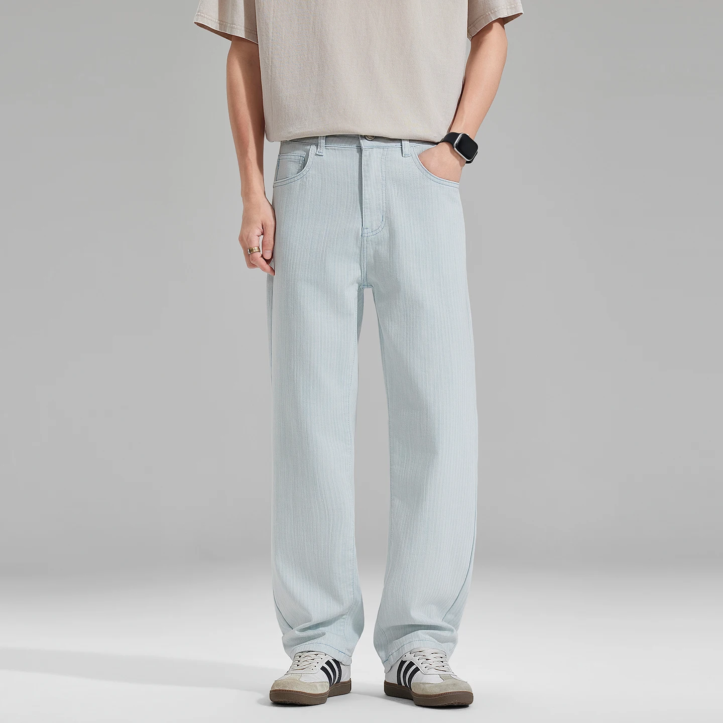 summer brand high quality herringbone denim drape jeans lyocell straight loose men's mid-waist light color full length pants
summer brand high quality herringbone denim drape jeans lyocell straight loose men's mid-waist light color full length pants