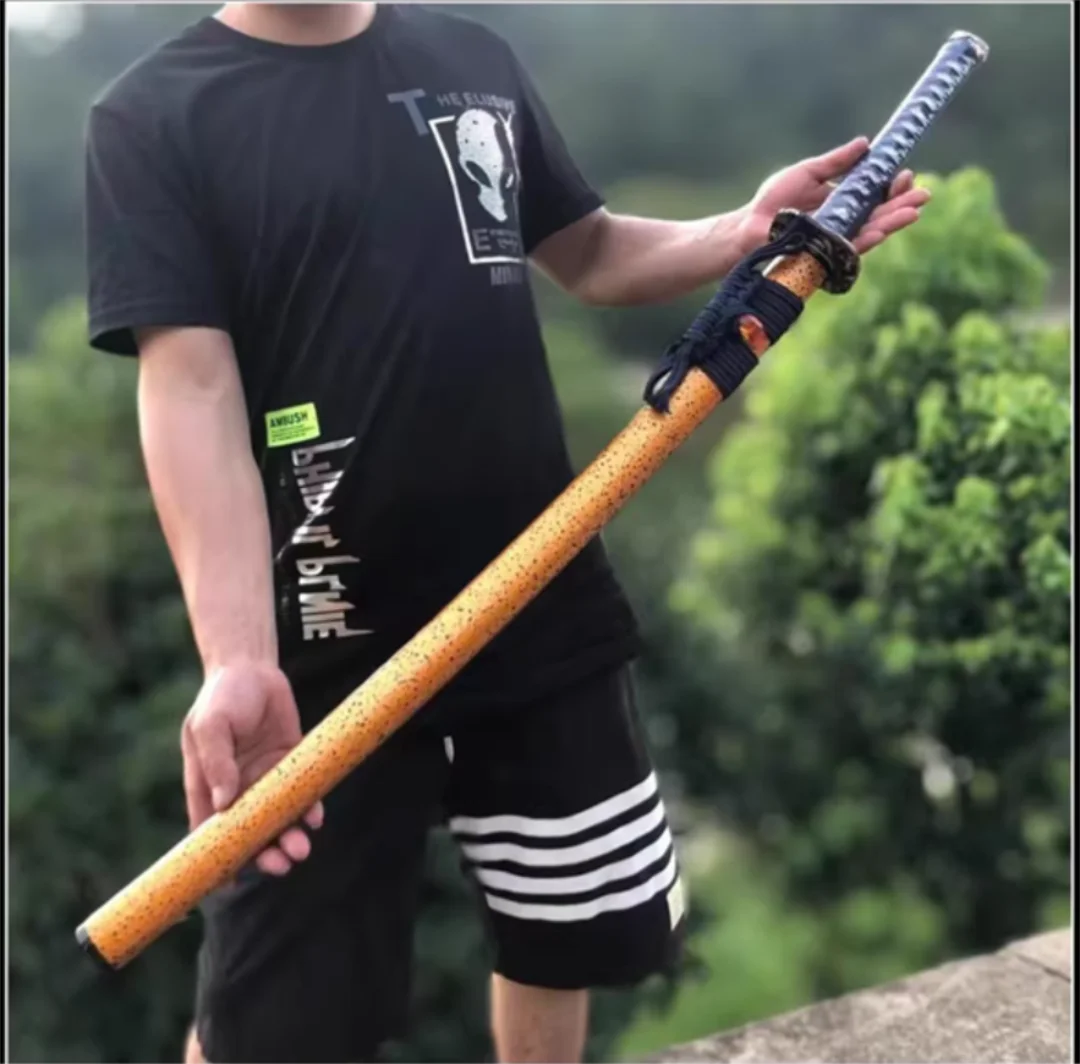 Exquisite 103cm Wooden Japanese Samurai Katana Training Sword, Quality Log Rosewood Blade,Practice Training Weapon Props,Unsharp
Exquisite 103cm Wooden Japanese Samurai Katana Training Sword, Quality Log Rosewood Blade,Practice Training Weapon Props,Unsharp