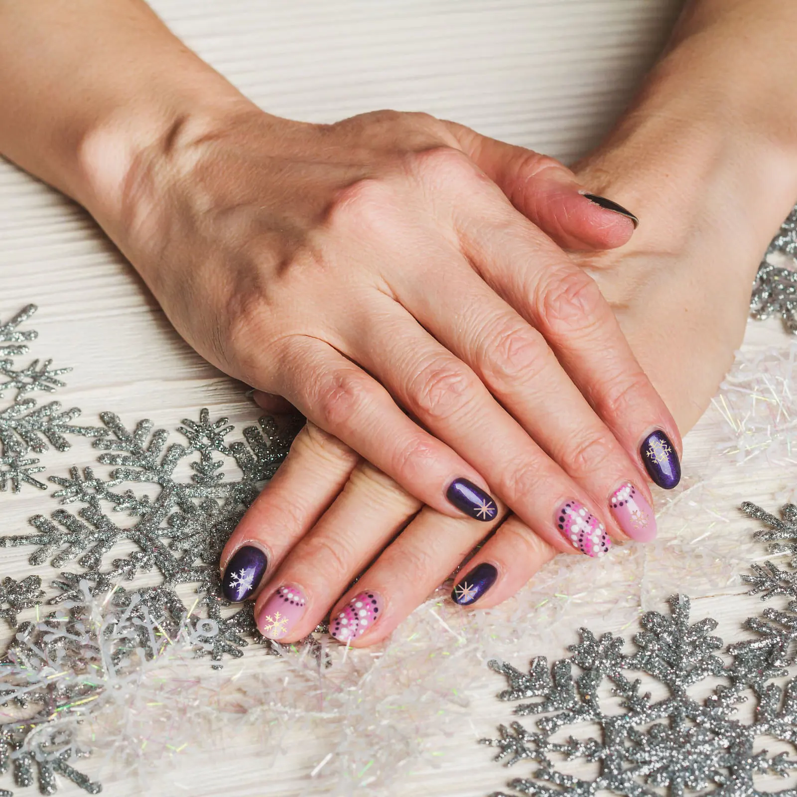 4 коробки, принадлежности для дизайна ногтей, рождественские металлические наклейки для ногтей, дизайн снежинки, декор «сделай сам» для стильных женщин и девочек
4 коробки, принадлежности для дизайна ногтей, рождественские металлические наклейки для ногтей, дизайн снежинки, декор «сделай сам» для стильных женщин и девочек