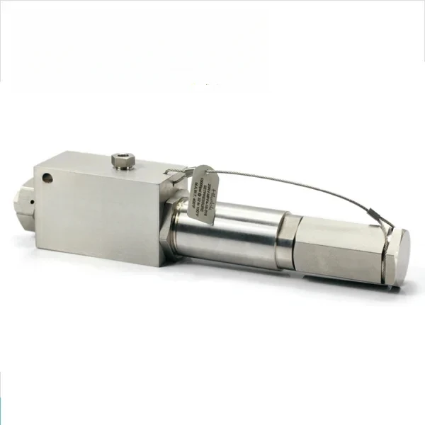 Hikelok 20000 psig High Pressure 316 Stainless Steel 1379 bar Liquid Gas Adjustable 3/4 in Female NPT Threads Relief Valves
Hikelok 20000 psig High Pressure 316 Stainless Steel 1379 bar Liquid Gas Adjustable 3/4 in Female NPT Threads Relief Valves