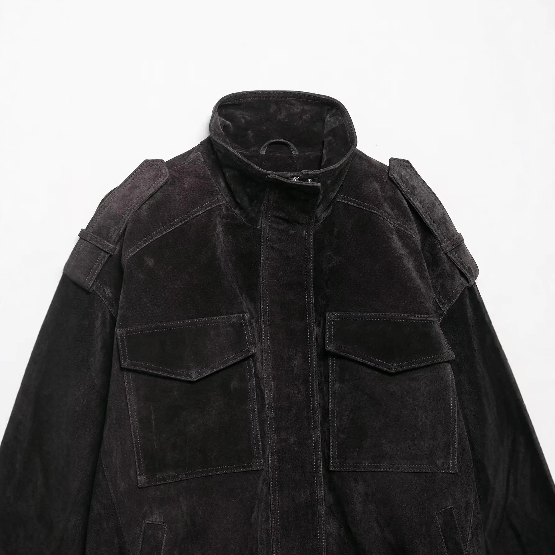 Повседневные однотонные замшевые куртки, женские уличные куртки с воротником-стойкой и длинными рукавами на молнии, свободные пальто, женские осенние модные женские куртки 2025 г.
Повседневные однотонные замшевые куртки, женские уличные куртки с воротником-стойкой и длинными рукавами на молнии, свободные пальто, женские осенние модные женские куртки 2025 г.