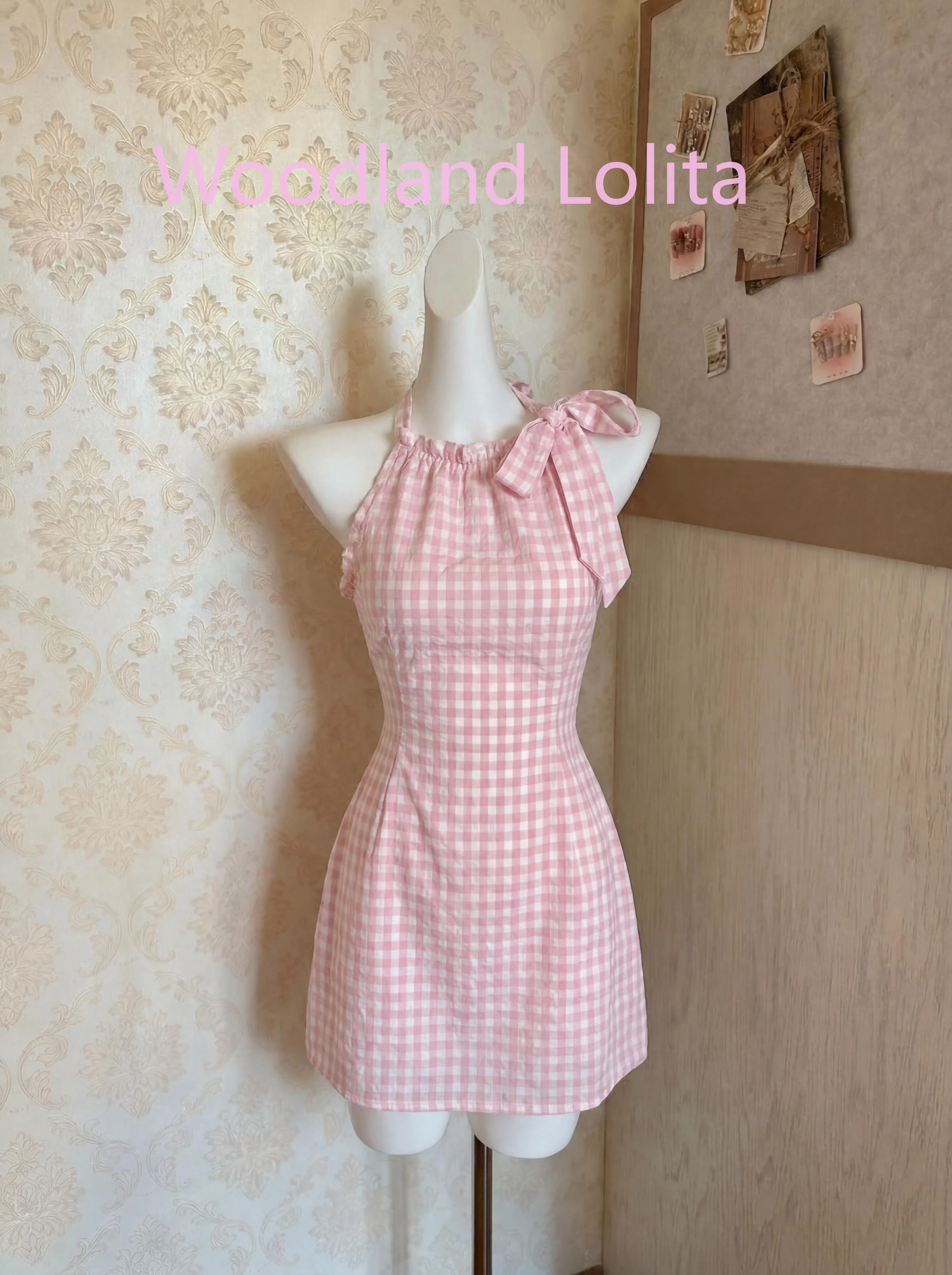 Summer Japanese Sweet Casual Mini Dress Women's Sleeveless Round Neck Pink Color Block Plaid Dress Bow Backless Slim Party Dress
Summer Japanese Sweet Casual Mini Dress Women's Sleeveless Round Neck Pink Color Block Plaid Dress Bow Backless Slim Party Dress