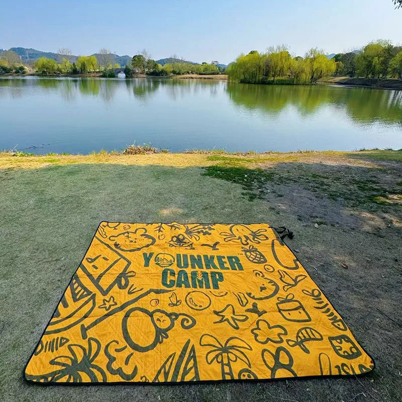 Picnic Mat Outdoor Natural Graffiti Style High-quality Polyester with Cotton Fabric Friends Gathering Camping Equipment
Picnic Mat Outdoor Natural Graffiti Style High-quality Polyester with Cotton Fabric Friends Gathering Camping Equipment