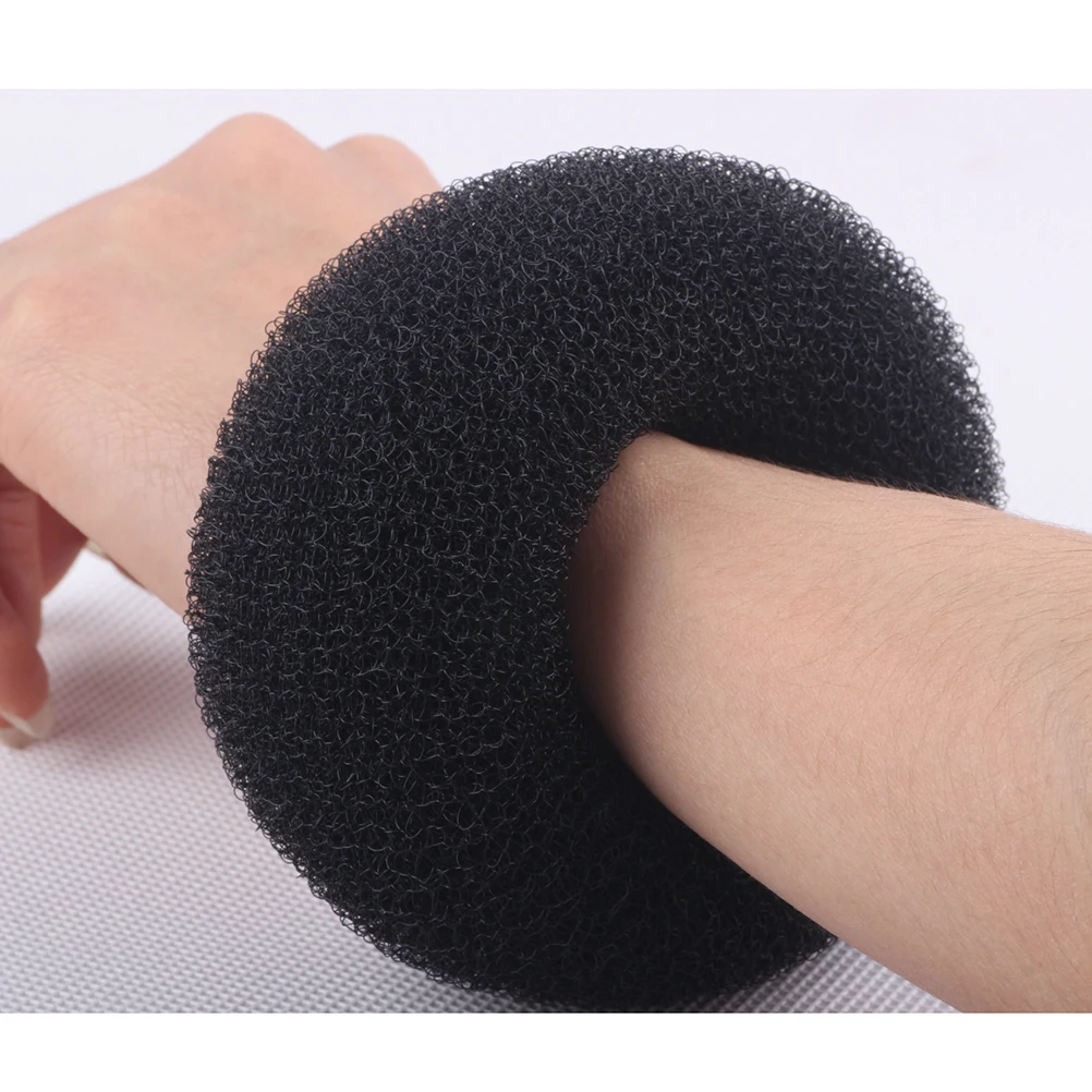 3pcs Nylon Bun Maker Hair Styling Tool Donut Chignon Accessories Bob Hairpin Size S M L Hair Modeling Aid
3pcs Nylon Bun Maker Hair Styling Tool Donut Chignon Accessories Bob Hairpin Size S M L Hair Modeling Aid