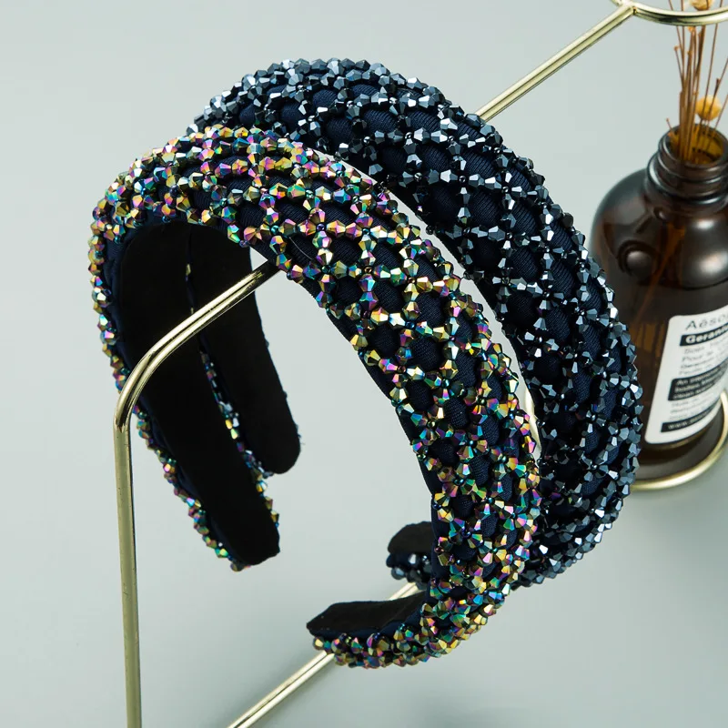 Cross-border fashion temperament handmade beaded crystal sponge headband baroque personality trend headband hairpin
Cross-border fashion temperament handmade beaded crystal sponge headband baroque personality trend headband hairpin