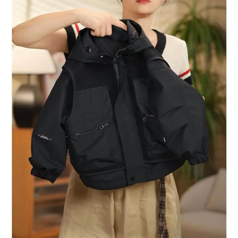 Spring and Autumn Boys' and Girls' Coat Fashion New Style Middle and Large Children's Stormtrooper Jacket Parent Child Clothing
Spring and Autumn Boys' and Girls' Coat Fashion New Style Middle and Large Children's Stormtrooper Jacket Parent Child Clothing
