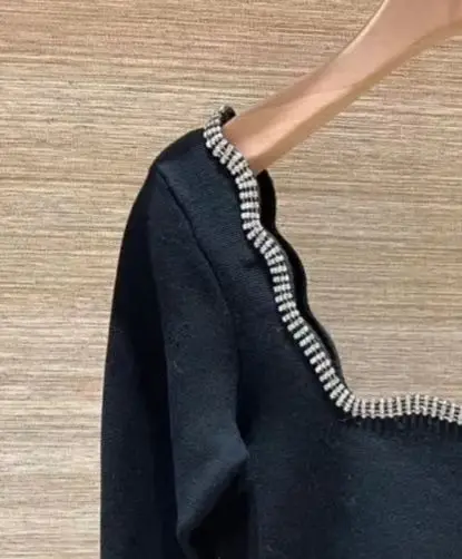 Women's black diamond encrusted dress long-sleeved one-piece collar Slim elegant evening party mini dress
Women's black diamond encrusted dress long-sleeved one-piece collar Slim elegant evening party mini dress