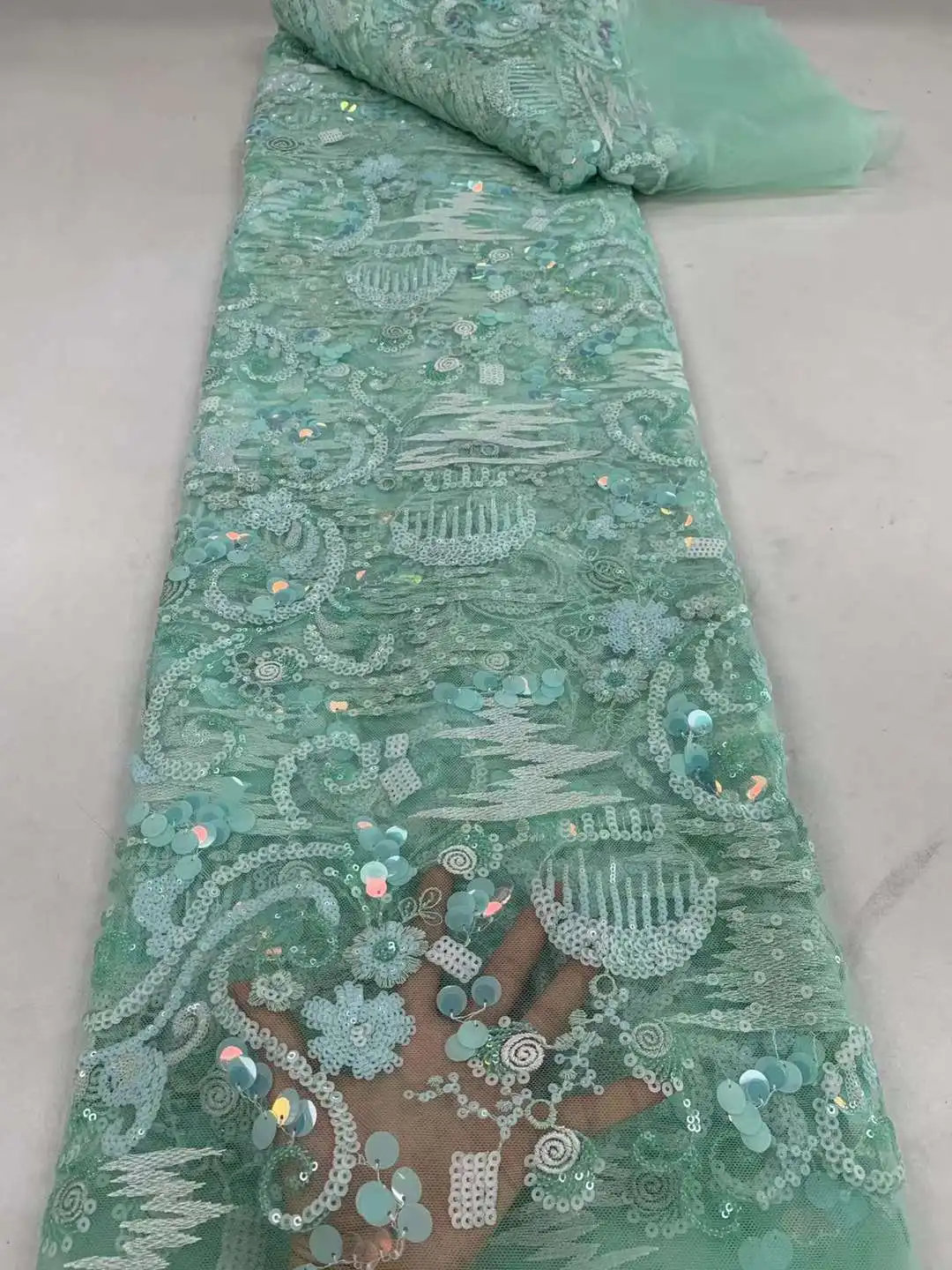African Luxury Sequins Lace Fabric 2024 5 Yards High Quality French Mesh Tulle Embroidery Wedding Bridal Lace ZX42YN-5
African Luxury Sequins Lace Fabric 2024 5 Yards High Quality French Mesh Tulle Embroidery Wedding Bridal Lace ZX42YN-5