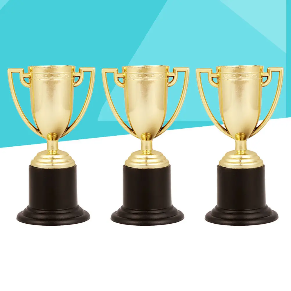 3Pcs Elegant Golden Plastic Trophy Award Set Small Size for Goodie Bags Party Favors Sports Competitions Achievement
3Pcs Elegant Golden Plastic Trophy Award Set Small Size for Goodie Bags Party Favors Sports Competitions Achievement
