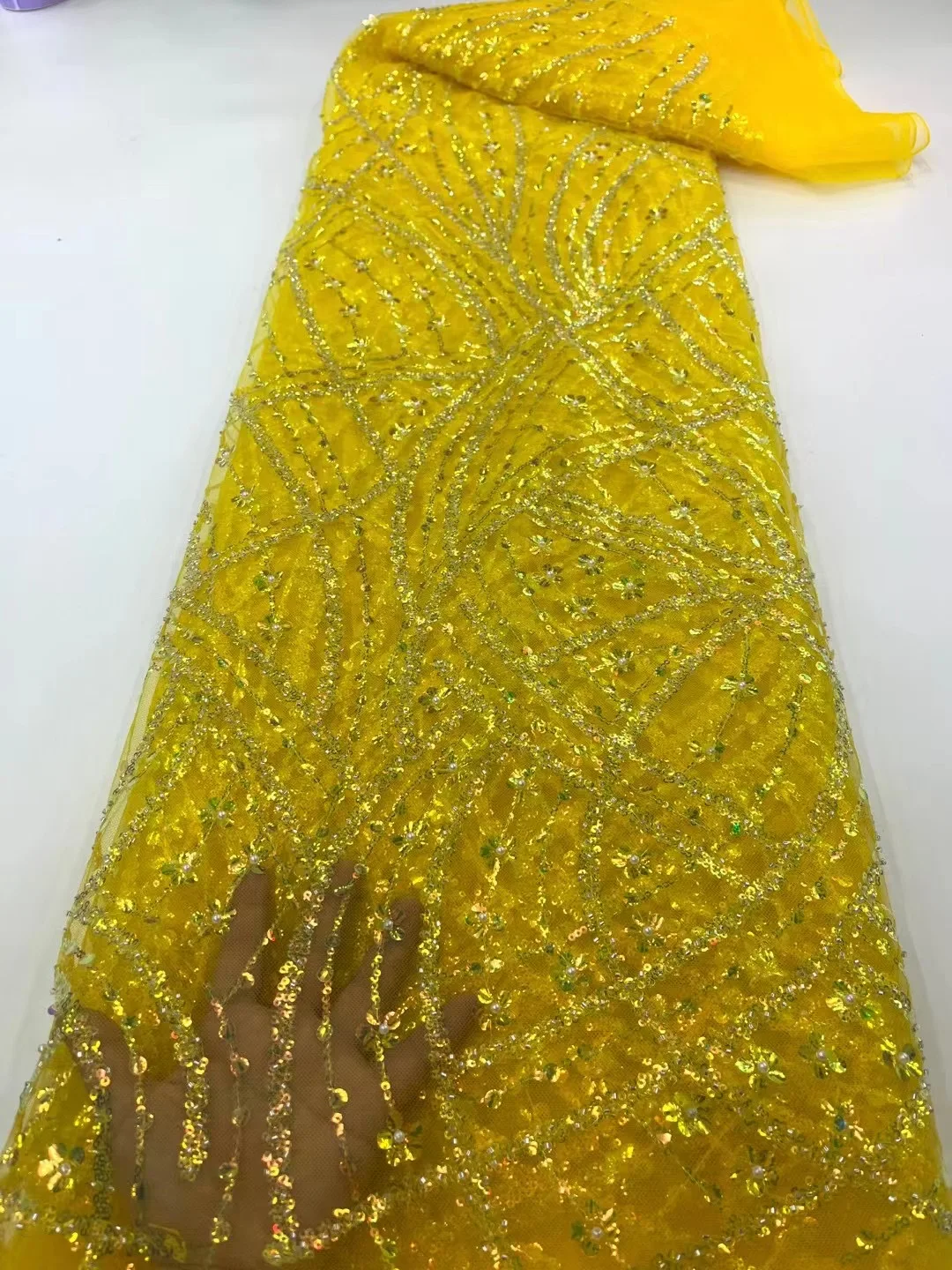 African Fashion Handmade Beaded Fabric Swiss Luxury Sequins Pearl Mesh High Quality Fabric Nigeria For Evening Birthday Dress
African Fashion Handmade Beaded Fabric Swiss Luxury Sequins Pearl Mesh High Quality Fabric Nigeria For Evening Birthday Dress