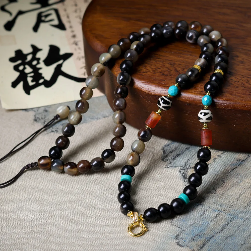 Hand-Woven Tibetan Jewellery Black Sheep's Horn Universal Pendant Rope Cultivation Agate Dzi Bead Ethnic Style Strings
Hand-Woven Tibetan Jewellery Black Sheep's Horn Universal Pendant Rope Cultivation Agate Dzi Bead Ethnic Style Strings