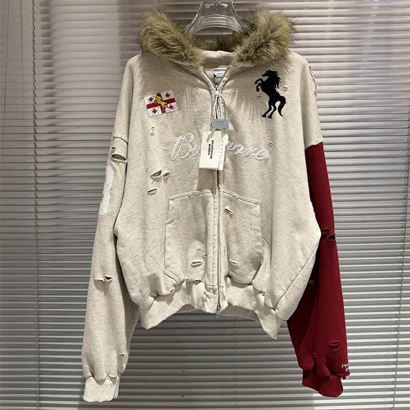 Patchwork Patchwork Damaged Hole Protocol Index Zipper Hoodie High Quality Fur Collar Hood Horse Letter Embroidery Cardigan Coat
Patchwork Patchwork Damaged Hole Protocol Index Zipper Hoodie High Quality Fur Collar Hood Horse Letter Embroidery Cardigan Coat