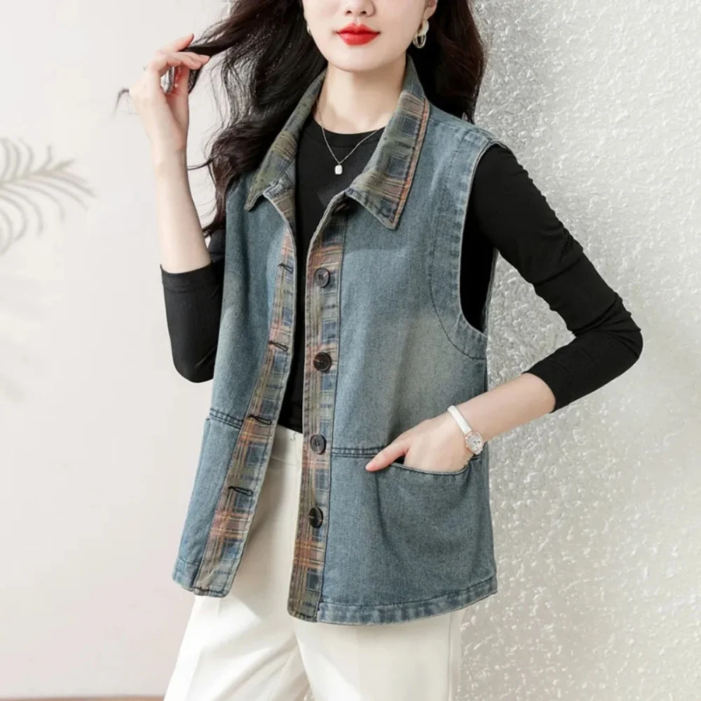 Spring Autumn New Sleeveless Temperament Korean Women's Short Denim Vest Coat Female Casual Pocket Loose Ladies Waistcoat Jacket
Spring Autumn New Sleeveless Temperament Korean Women's Short Denim Vest Coat Female Casual Pocket Loose Ladies Waistcoat Jacket