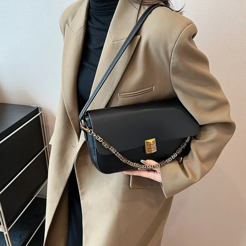 Роскошная женская сумка через плечо из кожи премиум-класса в парижском стиле и модная пригородная винтажная сумка
Роскошная женская сумка через плечо из кожи премиум-класса в парижском стиле и модная пригородная винтажная сумка 