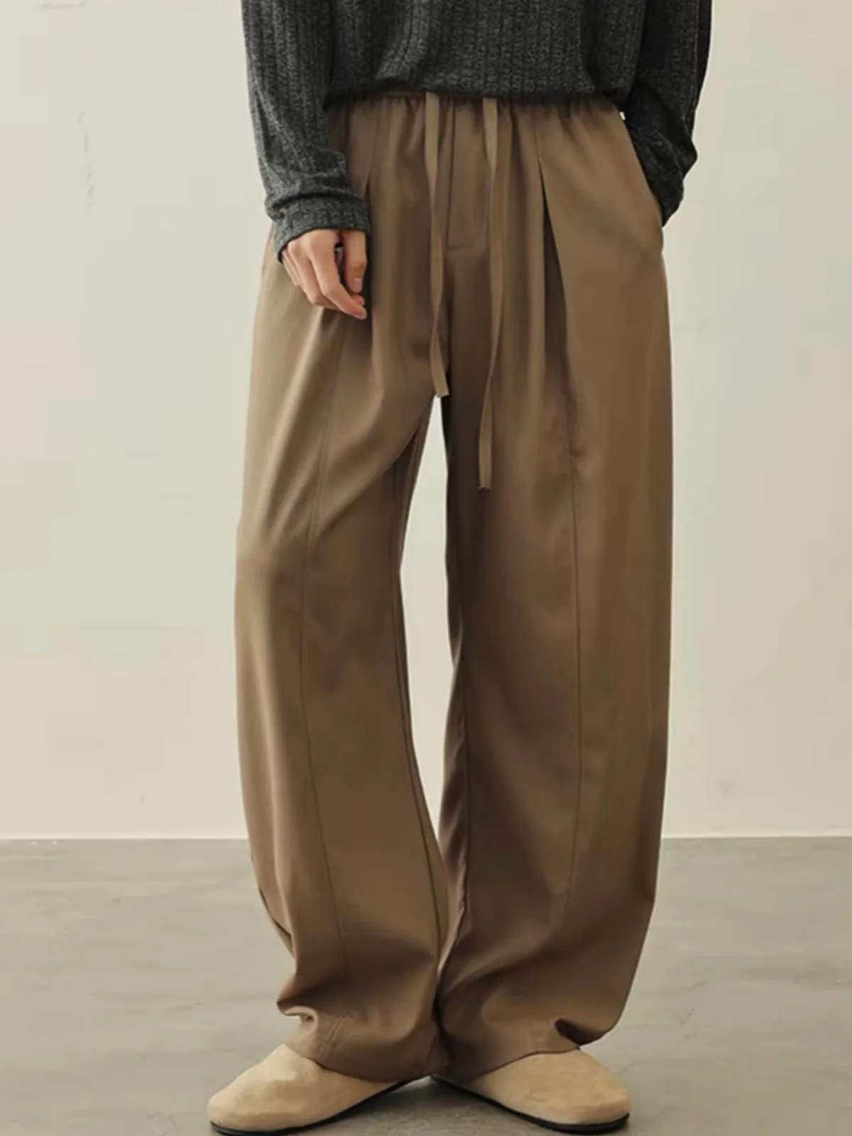 Spring Summer New Men's Casual Pants Loose Fit Straight Leg Breathable Linen Wide Leg Pants Comfortable Versatile Drapey
Spring Summer New Men's Casual Pants Loose Fit Straight Leg Breathable Linen Wide Leg Pants Comfortable Versatile Drapey