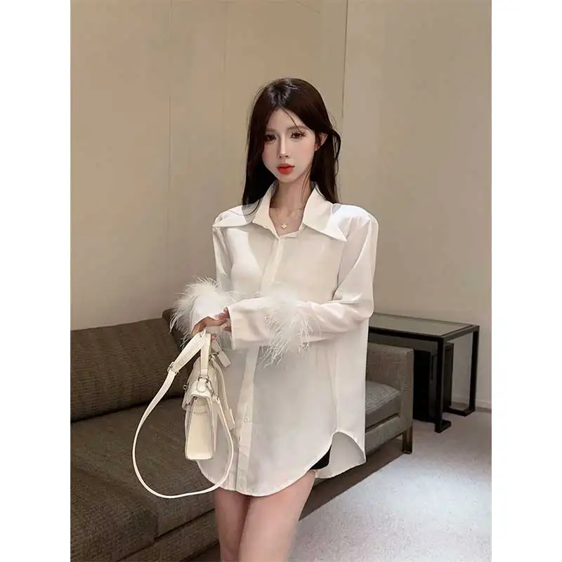 Женская одежда, весенне-осенняя модная повседневная однотонная женская рубашка на пуговицах, простой офисный женский универсальный темпераментный кардиган
Женская одежда, весенне-осенняя модная повседневная однотонная женская рубашка на пуговицах, простой офисный женский универсальный темпераментный кардиган