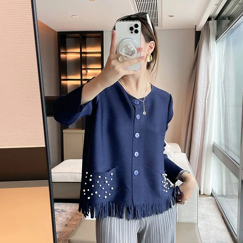 2025 Spring Autumn New Women Jacket Pleated Beading Fashion Cardigan Single-breasted Coat Female Elegance Joker Outwear Lady Top
2025 Spring Autumn New Women Jacket Pleated Beading Fashion Cardigan Single-breasted Coat Female Elegance Joker Outwear Lady Top