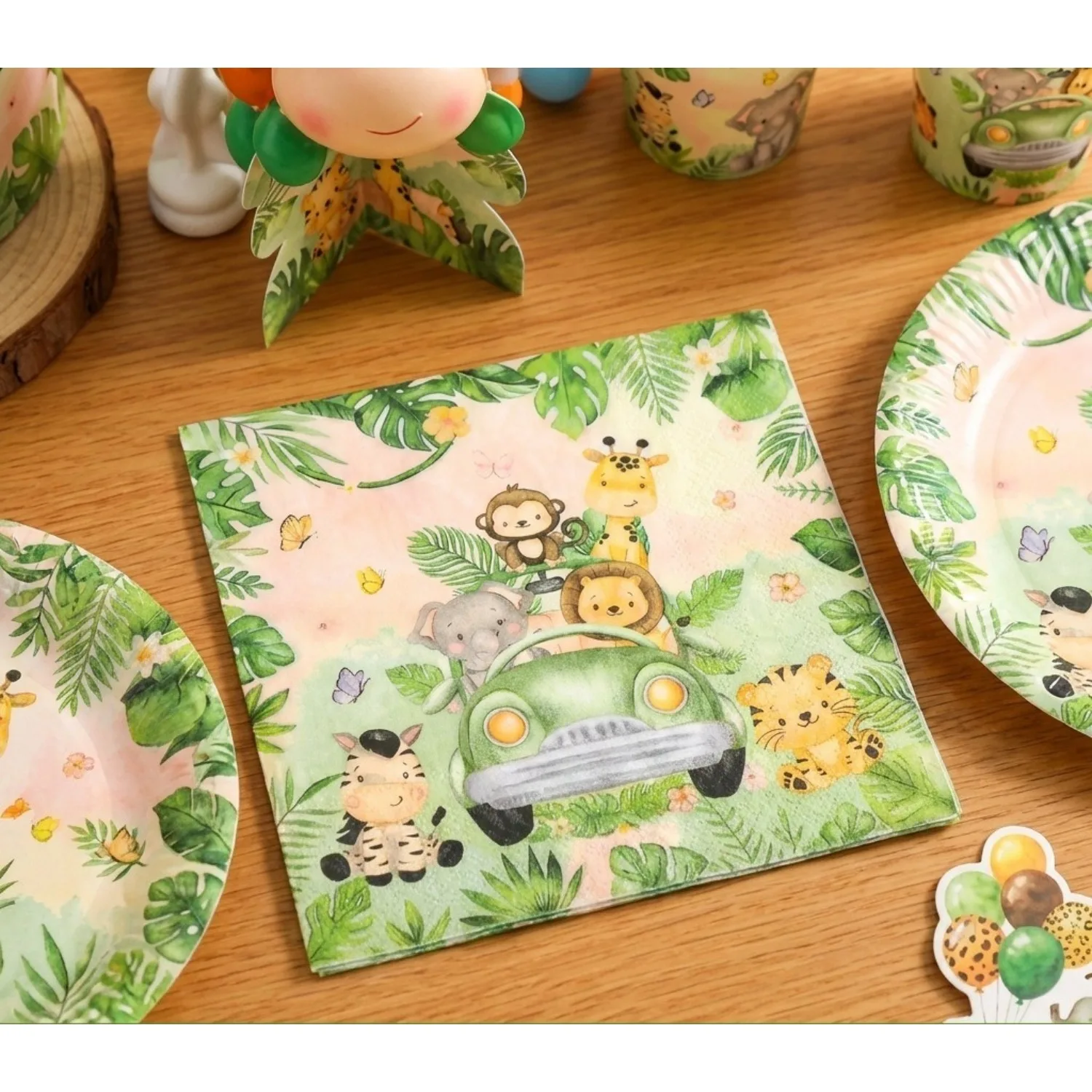 Jungle animal themed printed napkins, party supplies napkins, native wood pulp napkins
Jungle animal themed printed napkins, party supplies napkins, native wood pulp napkins