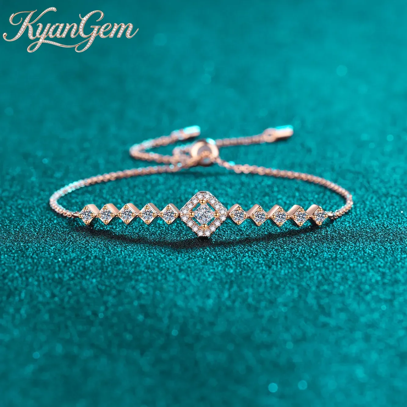 KyanGem 18K Gold Inlaid Moissanite 0.7 carat Bracelet, Diamond Square Adjustable Push-pull Chain, Simple Style Bracelet
KyanGem 18K Gold Inlaid Moissanite 0.7 carat Bracelet, Diamond Square Adjustable Push-pull Chain, Simple Style Bracelet