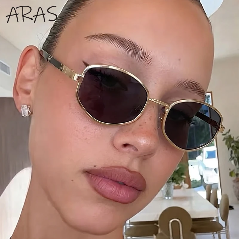 Fashion Polygon Punk Sunglasses Women 2026 Luxury Brand Retro Gold Metal Hexagon Sun Glasses Small Frame Chic Streetwear Shades
Fashion Polygon Punk Sunglasses Women 2026 Luxury Brand Retro Gold Metal Hexagon Sun Glasses Small Frame Chic Streetwear Shades