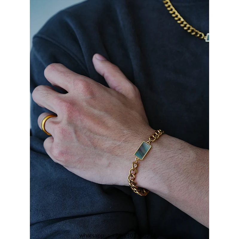 Прямоугольная черная рябчатая кубинская цепочка, легкий роскошный браслет для пары из титановой стали
Прямоугольная черная рябчатая кубинская цепочка, легкий роскошный браслет для пары из титановой стали