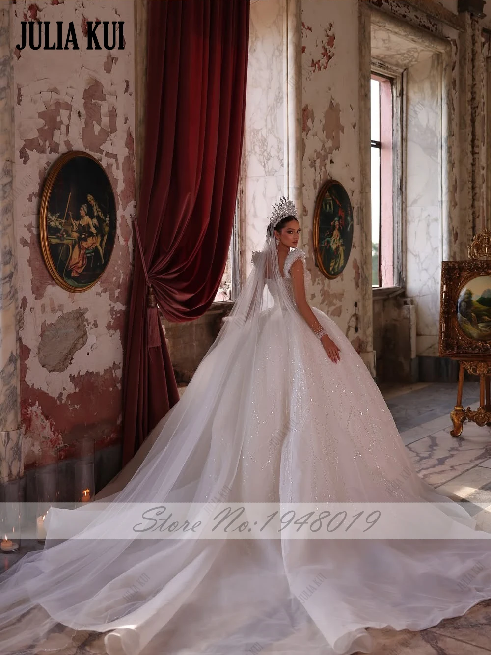 Julia Kui Custom Made Elegance Ball Gown Wedding Dress Beading Pearls Embroidery Shiny Lace Full Sleeves Princess Bride Gowns
Julia Kui Custom Made Elegance Ball Gown Wedding Dress Beading Pearls Embroidery Shiny Lace Full Sleeves Princess Bride Gowns