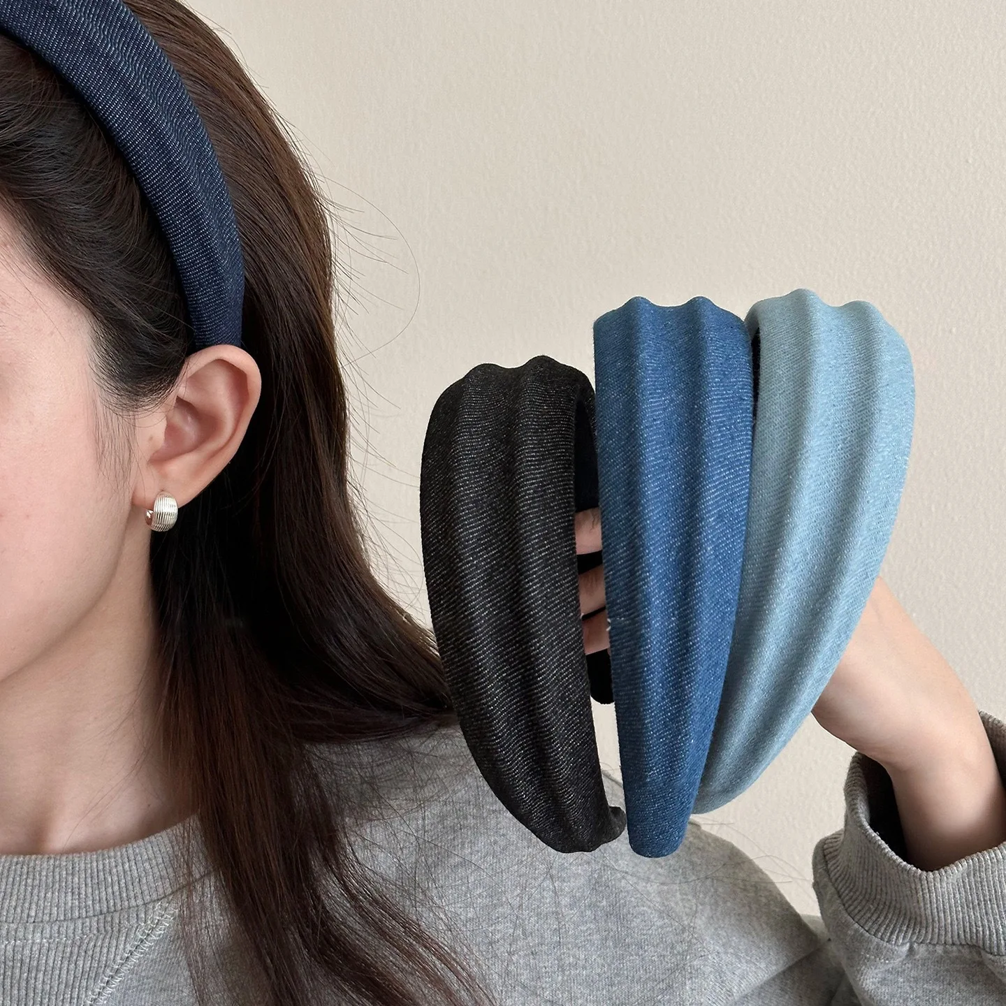 Korean Style Hair Hoop Hair Bands Denim Fabric Wide Headbands for Women Girls Hairbands Hair Accessories Headdress Headwear 1pc
Korean Style Hair Hoop Hair Bands Denim Fabric Wide Headbands for Women Girls Hairbands Hair Accessories Headdress Headwear 1pc