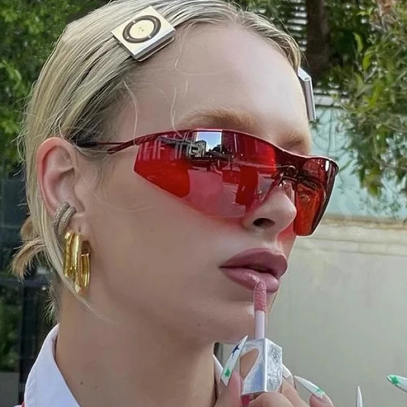 Futuristic y2k Women's Sunglasses Luxury 2023 Vintage Red Punk 2000'S Cool Girl Sunglasses One Piece Goggles Eyewear Unisex
Futuristic y2k Women's Sunglasses Luxury 2023 Vintage Red Punk 2000'S Cool Girl Sunglasses One Piece Goggles Eyewear Unisex