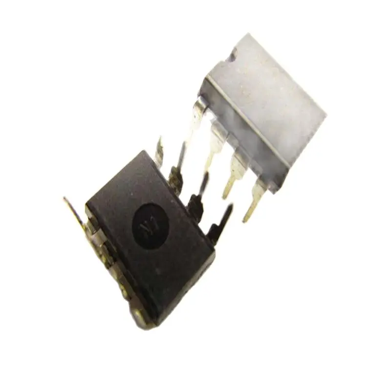 Ad conversion chip tlc1549 ten-bit serial AD brand new imported original DIP8 package
Ad conversion chip tlc1549 ten-bit serial AD brand new imported original DIP8 package