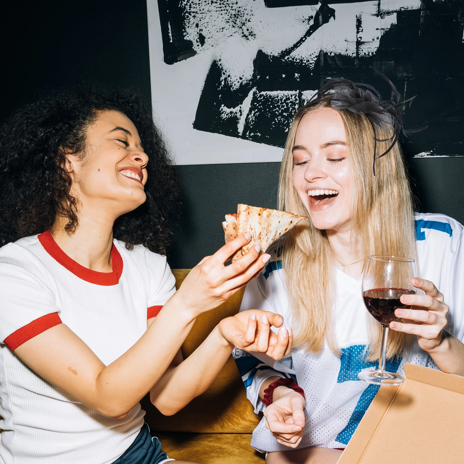 1pc Mesh Bride Wedding Bride Headdress Party Dance Headdress Photo Head Cosplay Stage Photo Accessory
1pc Mesh Bride Wedding Bride Headdress Party Dance Headdress Photo Head Cosplay Stage Photo Accessory