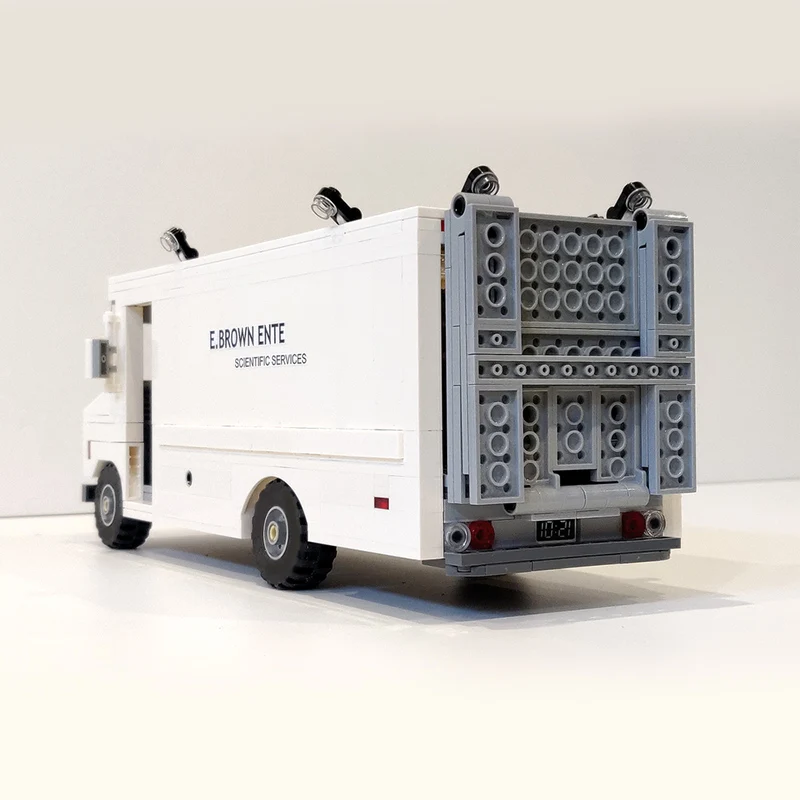 Classic Movie Style Van Building Blocks MOC Mobile Laboratory Truck Model Compatible With Bricks Gift For Collectors
Classic Movie Style Van Building Blocks MOC Mobile Laboratory Truck Model Compatible With Bricks Gift For Collectors