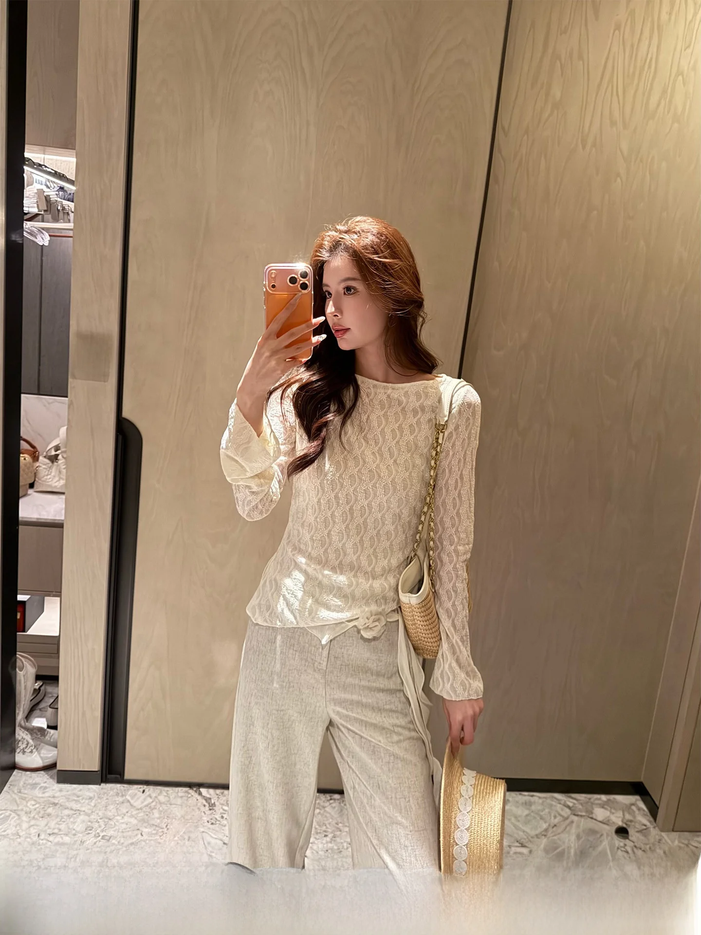 Kun Total Women's Knitted Hollow out Long Sleeve Shirt Slim Fit Summer New Style Beige Color Nylon Fabric Polyester Elastic F...
Kun Total Women's Knitted Hollow out Long Sleeve Shirt Slim Fit Summer New Style Beige Color Nylon Fabric Polyester Elastic F...