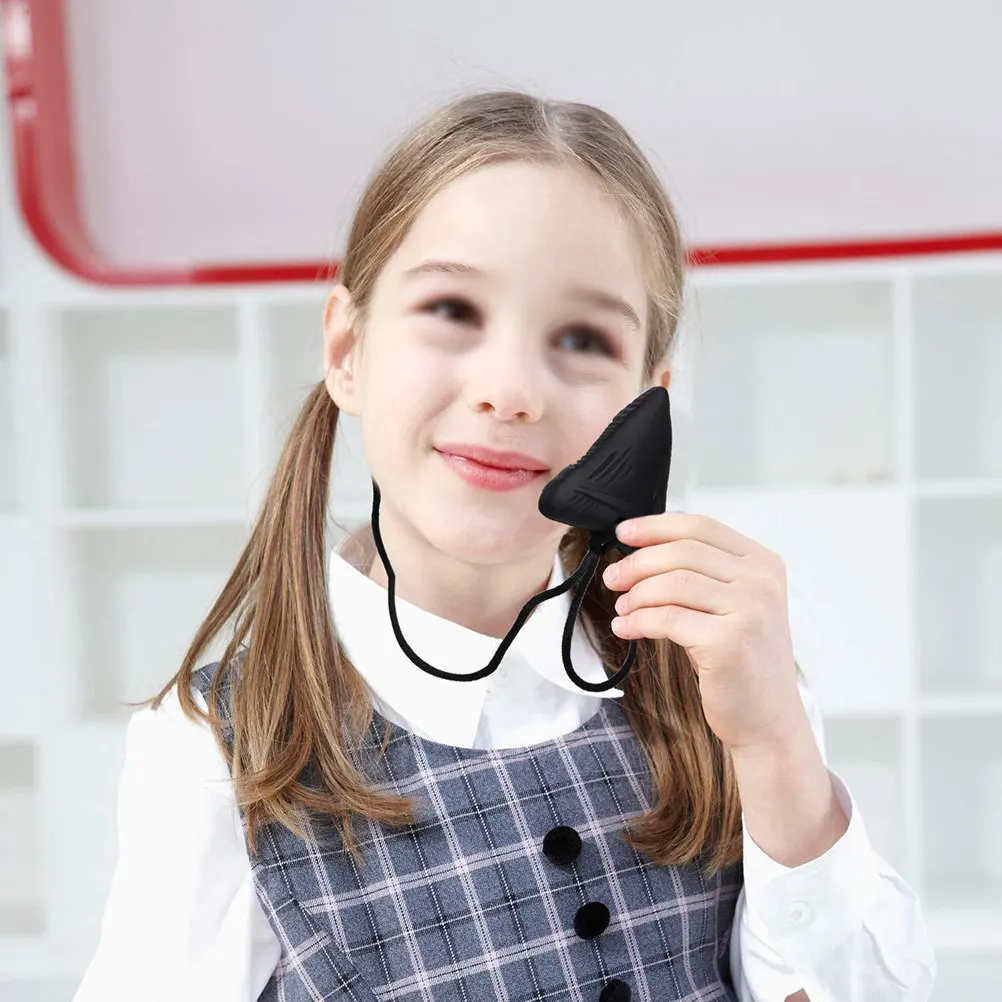 3Pcs Baby Molar Training Teether Silicone Chew Necklace for Teething Discomfort Relief Sensory Friendly for Autistic Kids Black
3Pcs Baby Molar Training Teether Silicone Chew Necklace for Teething Discomfort Relief Sensory Friendly for Autistic Kids Black