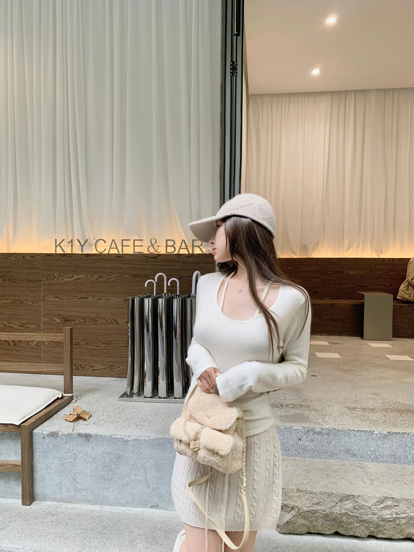 Soft Cute 00% Wool Sweater with Ribbon U-Ne Knitted Women's Faion Autumn Season V-Ne Overhead Wear Fem ence
Soft Cute 00% Wool Sweater with Ribbon U-Ne Knitted Women's Faion Autumn Season V-Ne Overhead Wear Fem ence