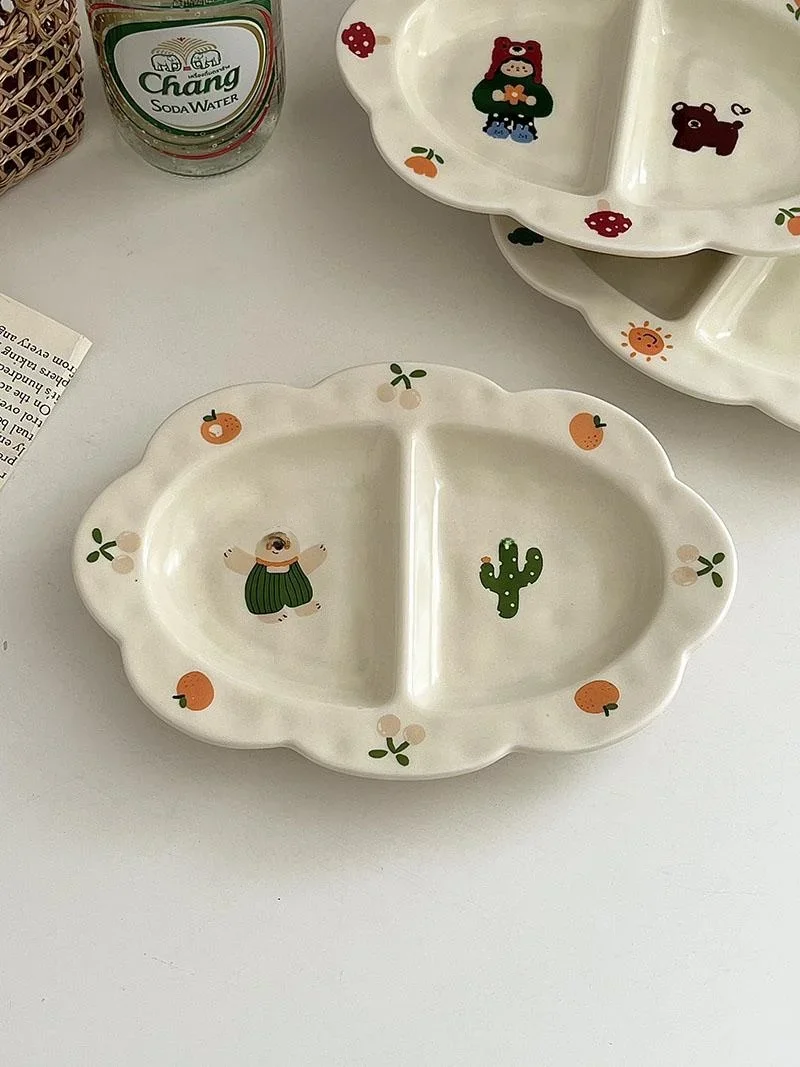 Ceramic Floral Edged Two-Compartment Breakfast Plate High Aesthetic Value Sugar Miss Ins Style Individual Meal Divided Plate
Ceramic Floral Edged Two-Compartment Breakfast Plate High Aesthetic Value Sugar Miss Ins Style Individual Meal Divided Plate