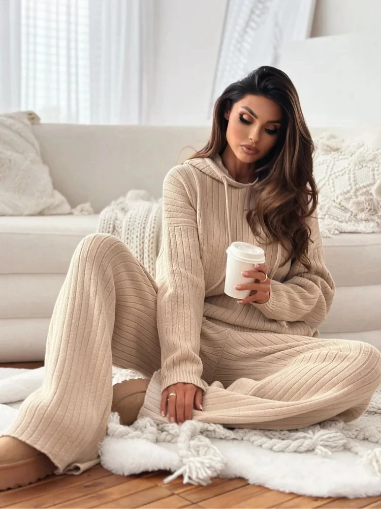 Solid Knitted Striped Sweatshirt Pants Suit Women Casual Hooded Pullover Elastic Waist Long Trousers New Lady Loose Outfits
Solid Knitted Striped Sweatshirt Pants Suit Women Casual Hooded Pullover Elastic Waist Long Trousers New Lady Loose Outfits