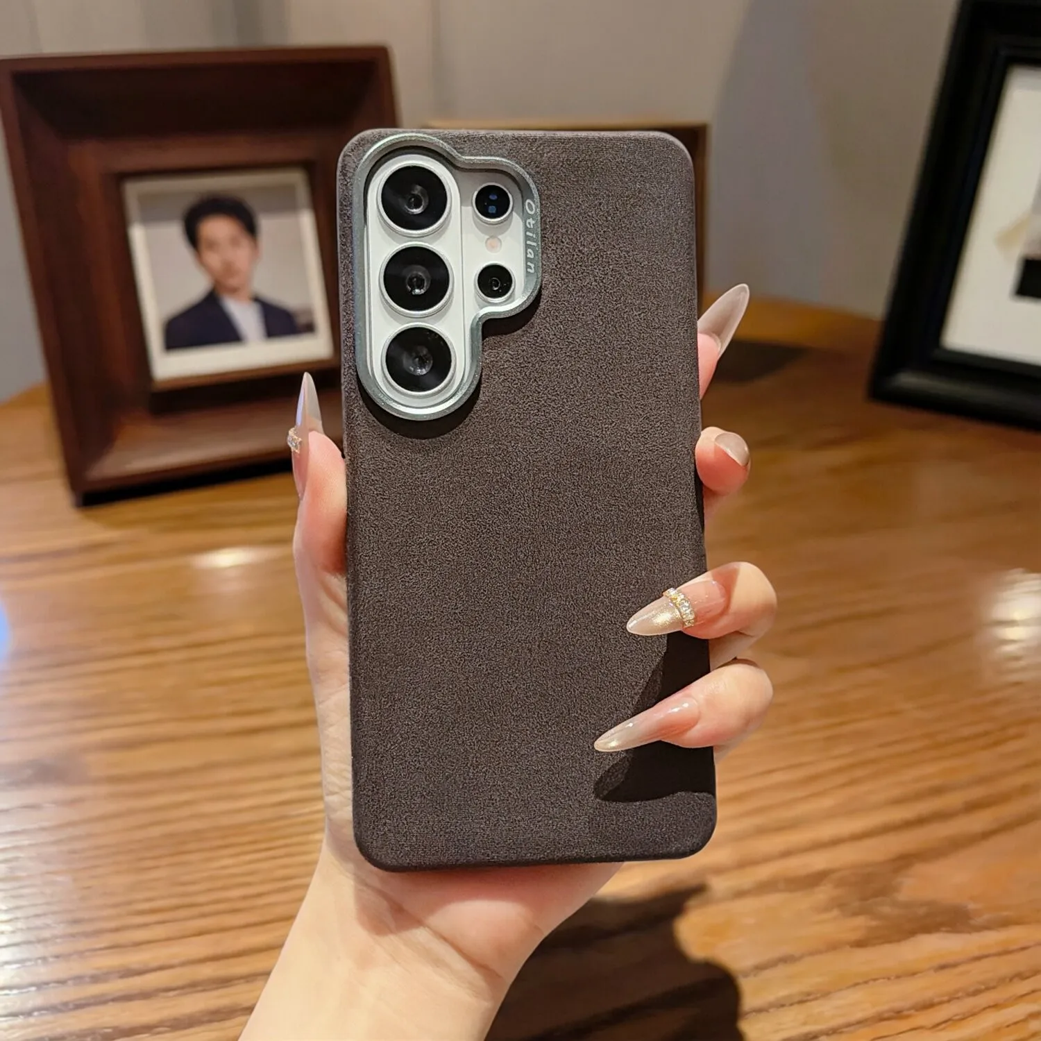 Premium Suede Leather Magnetic Case for Samsung Galaxy S26 Ultra S25 plus S24+ Luxury Shockproof Business Cover Plain Shell
Premium Suede Leather Magnetic Case for Samsung Galaxy S26 Ultra S25 plus S24+ Luxury Shockproof Business Cover Plain Shell