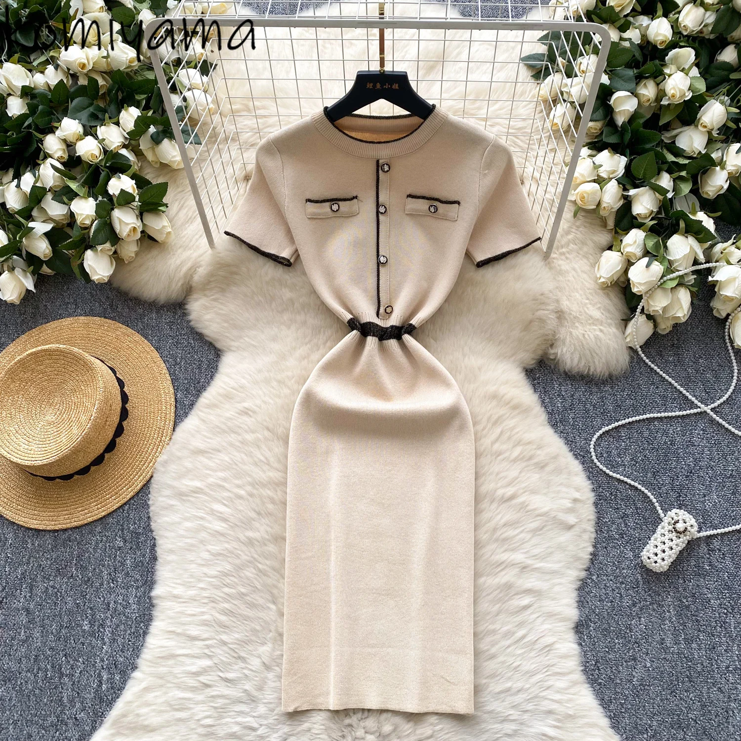 Metal Buckle 2025 Vestidos Hit Color Round Neck Dress Tunic Knit Dresses Short Sleeve Ropa De Mujer Small Fragrance Vestido
Metal Buckle 2025 Vestidos Hit Color Round Neck Dress Tunic Knit Dresses Short Sleeve Ropa De Mujer Small Fragrance Vestido