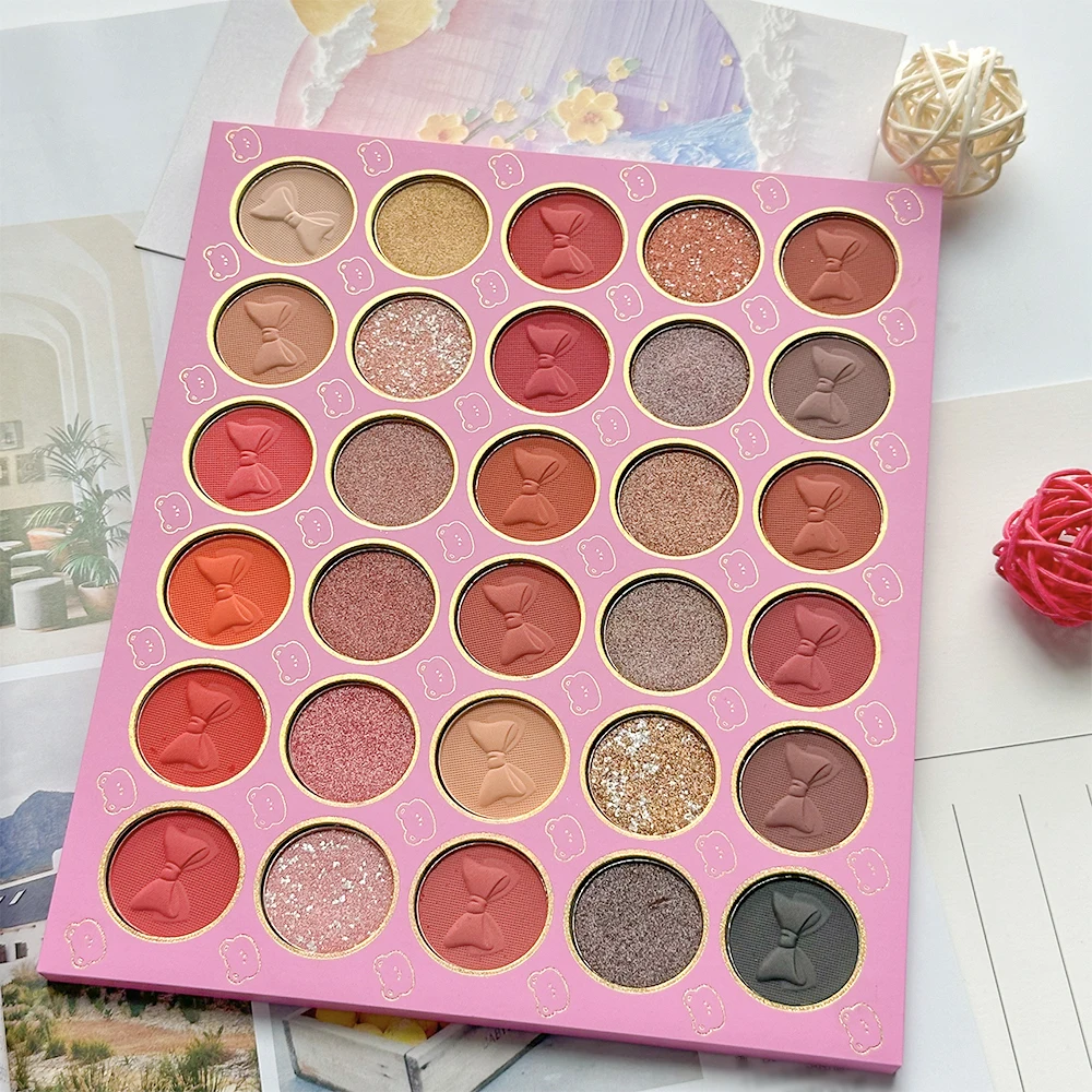 Rebellious Girl 72-color Eyeshadow Palette Super Cute Little White Bear Compact, Eyeshadow & Blush 2-in-1, Light Up Summer
Rebellious Girl 72-color Eyeshadow Palette Super Cute Little White Bear Compact, Eyeshadow & Blush 2-in-1, Light Up Summer
