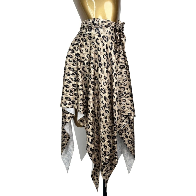 2025 Latin Dance Short Skirt Adult Dancing Practice Skirt Women Samba Training Skirt Leopard Performance Irregular Skirt XH3035
2025 Latin Dance Short Skirt Adult Dancing Practice Skirt Women Samba Training Skirt Leopard Performance Irregular Skirt XH3035