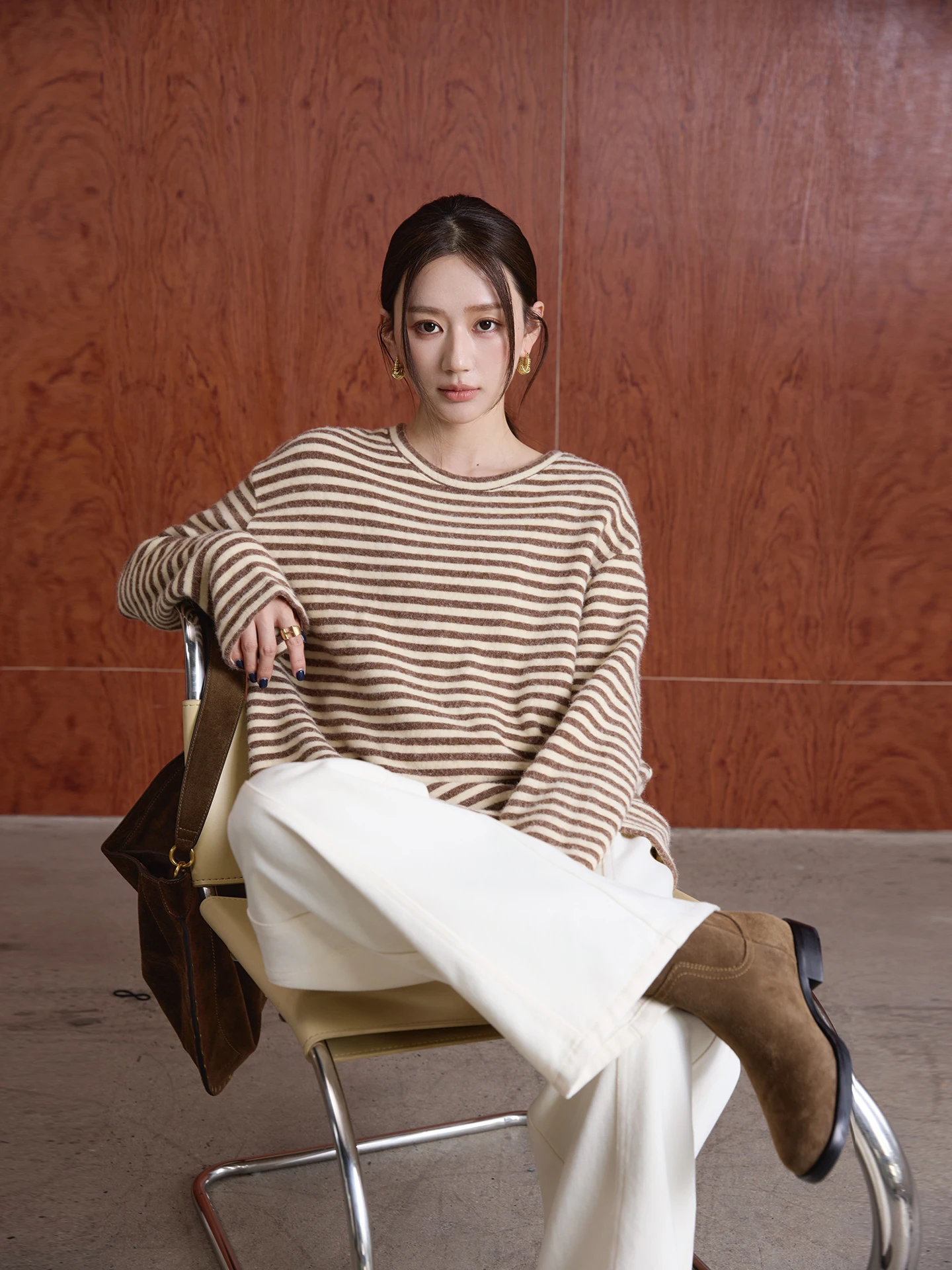 Ультрамягкий вязаный свитер в полоску с длинными рукавами, облегающий, удобный, из имитации кроличьего плюша, для женщин
Ультрамягкий вязаный свитер в полоску с длинными рукавами, облегающий, удобный, из имитации кроличьего плюша, для женщин