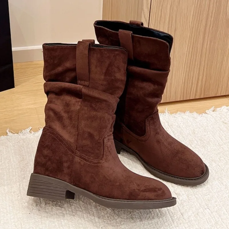 Short Boots Winter for Women 2025 Fashion Suede Heeled Shoes Comfortable Designer Dress Pumps New Casual Ankle Boots Zapatillas
Short Boots Winter for Women 2025 Fashion Suede Heeled Shoes Comfortable Designer Dress Pumps New Casual Ankle Boots Zapatillas