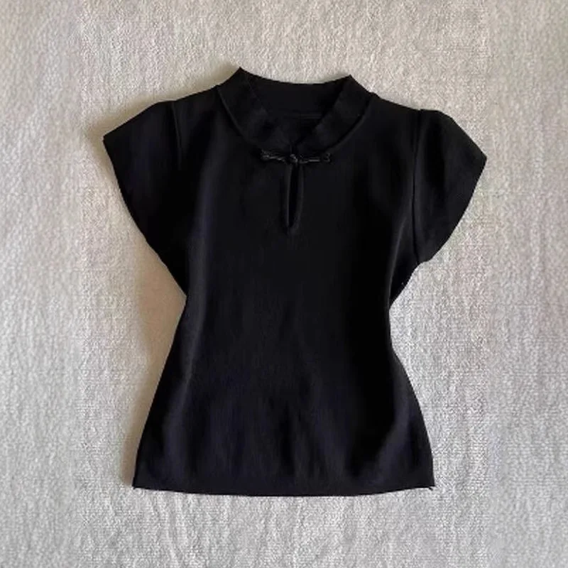 Spring and Summer 2026 New Temperament Buckle Stand-up Collar Ice Silk Knitted T-shirt Bottoming Shirt Flying Sleeve Top
Spring and Summer 2026 New Temperament Buckle Stand-up Collar Ice Silk Knitted T-shirt Bottoming Shirt Flying Sleeve Top
