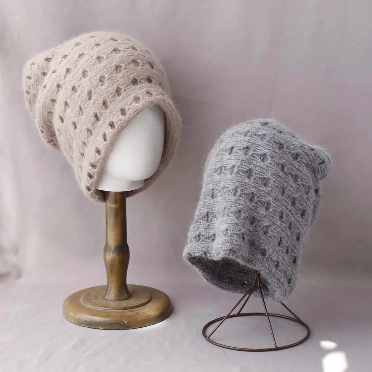 2025 new wool Unisex Slouchy Winter Hats Warm Fleece Lined Beanie Cap Men Women Casual Winter Mixed Color Knitted Hats
2025 new wool Unisex Slouchy Winter Hats Warm Fleece Lined Beanie Cap Men Women Casual Winter Mixed Color Knitted Hats