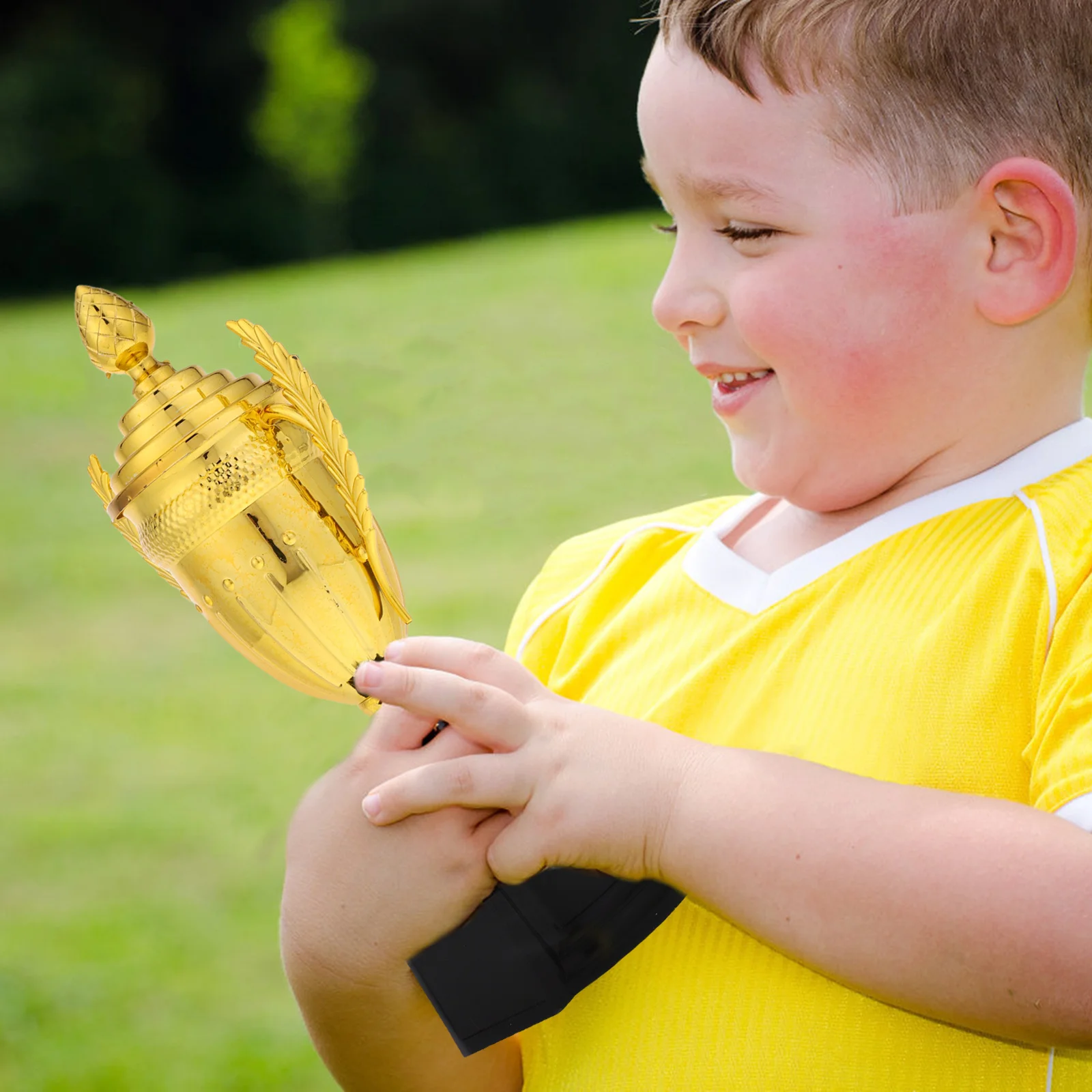 Creative Kids Trophy Cup Lightweight Plastic Award for Kindergarten School Events Mini Trophy for Game Party Favor Recognition
Creative Kids Trophy Cup Lightweight Plastic Award for Kindergarten School Events Mini Trophy for Game Party Favor Recognition