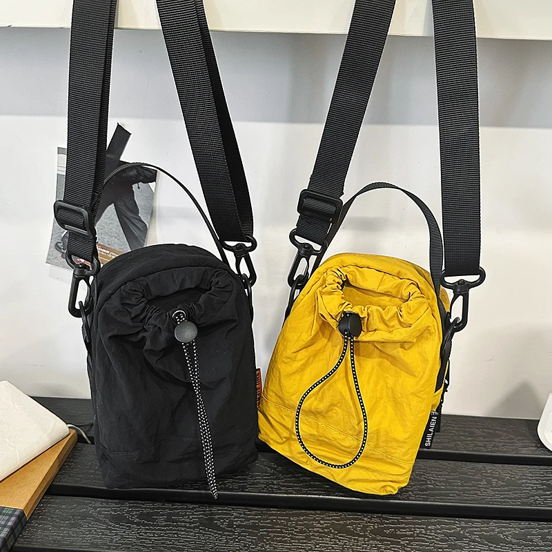 Women Nylon Small Crossbody Bag Designer Cell Phone Bag Women Men Lightweight Fashion Shoulder Bag Outdoor Ladies Travel Purse
Women Nylon Small Crossbody Bag Designer Cell Phone Bag Women Men Lightweight Fashion Shoulder Bag Outdoor Ladies Travel Purse