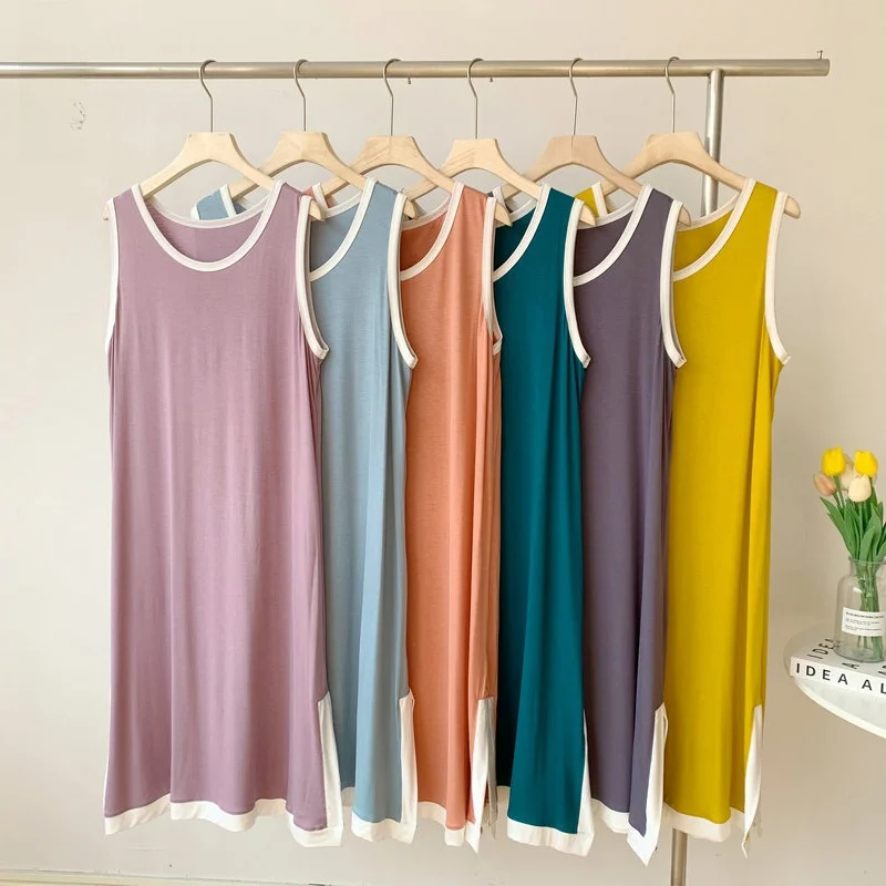 Women's Sleeveless Vest Dress Loose Fit Midi Length Base Layer Skirt Color Block Side Slit Sleep Dress Polyester Fabric
Women's Sleeveless Vest Dress Loose Fit Midi Length Base Layer Skirt Color Block Side Slit Sleep Dress Polyester Fabric