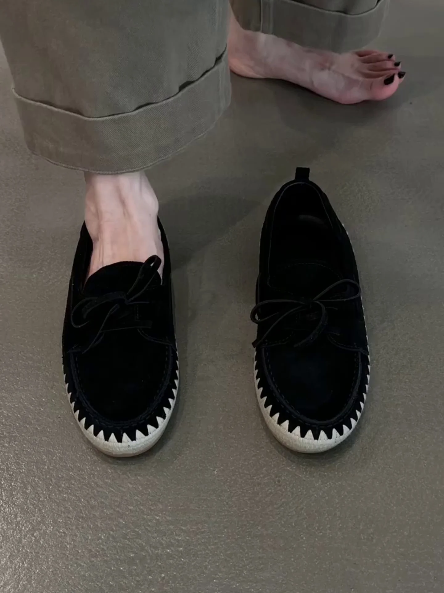 Comfortable Knot Flat Bottom round Head Sheepskin Version Retro Style Casual Shoes Lazy Fisherman Shoes Fashionable...
Comfortable Knot Flat Bottom round Head Sheepskin Version Retro Style Casual Shoes Lazy Fisherman Shoes Fashionable...