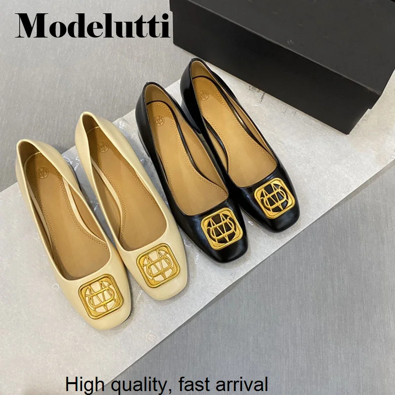 Spring 2023 New Summer Fashion Square Head Shallow Chunky Mid Heel Shoes Women Loose Simple Casual Chic Shoes Female
Spring 2023 New Summer Fashion Square Head Shallow Chunky Mid Heel Shoes Women Loose Simple Casual Chic Shoes Female